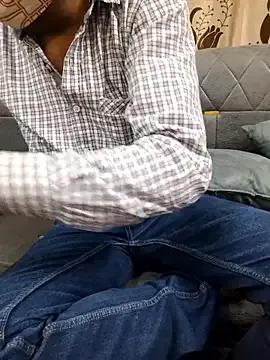 Wildhot_Sexcouple — Show boobs and blow job