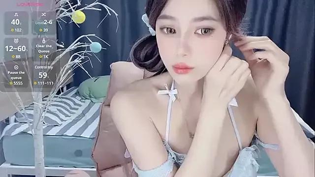 yinyinzi5 on StripChat 