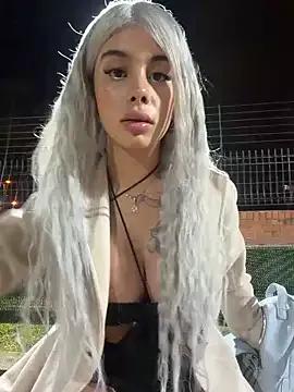 YouCandiSumisa — Culo a 4 en la calle