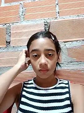 Zoe_Sweett18 — Nacked + masturbation
